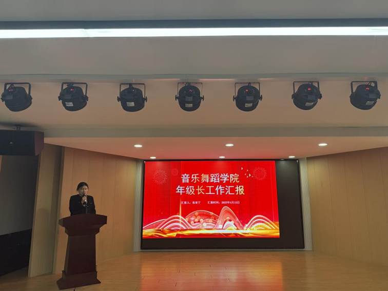 98f57151914201852e4f8e45a417703